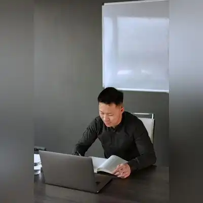 孔骞璨